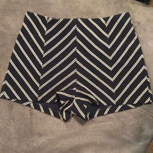 Pinup Retro Nautical High Waisted Shorts Striped M